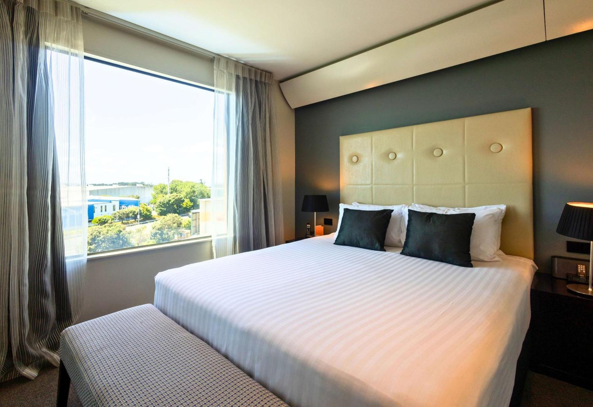 Отель Sudima Auckland Airport Экстерьер фото