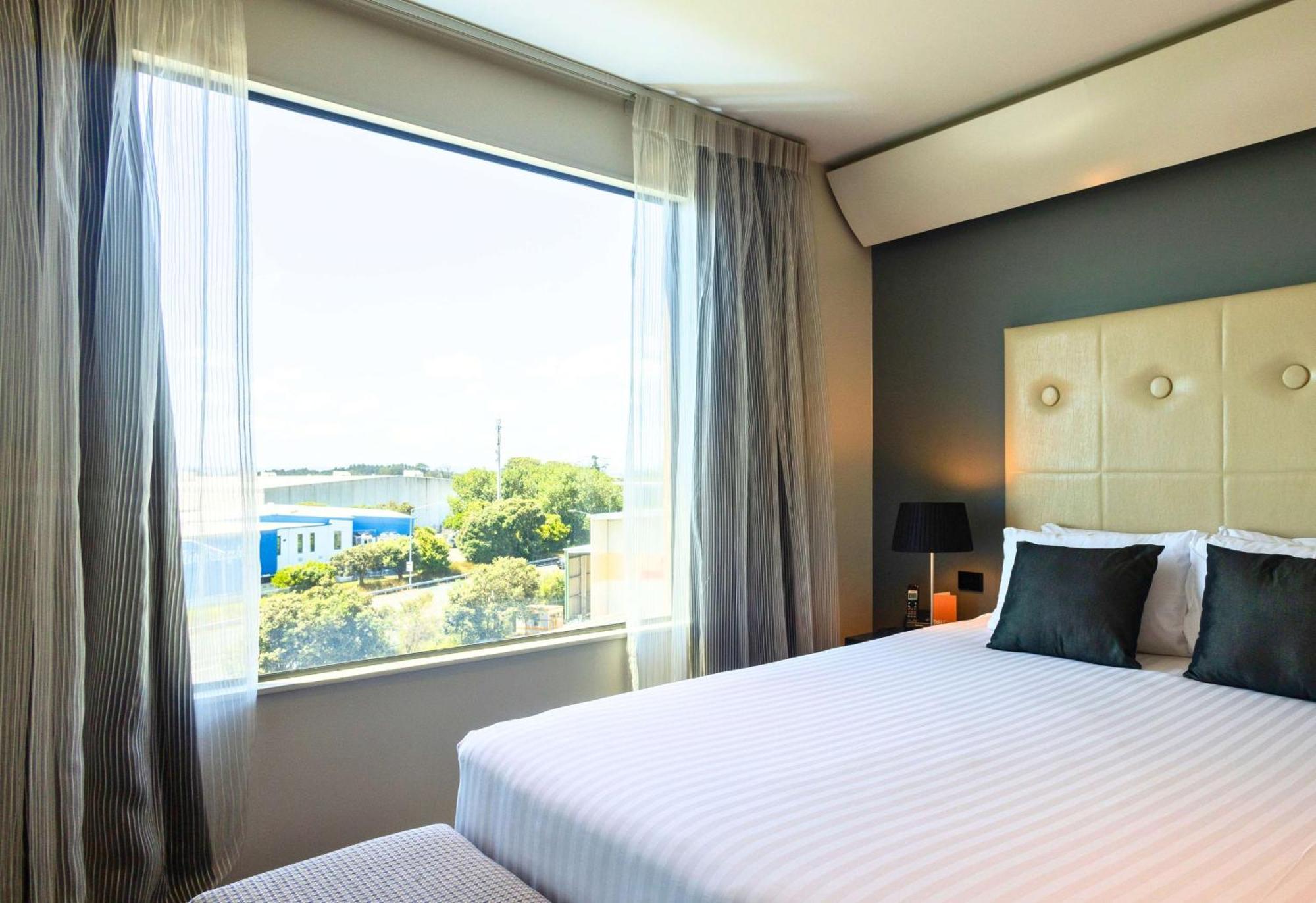 Отель Sudima Auckland Airport Экстерьер фото